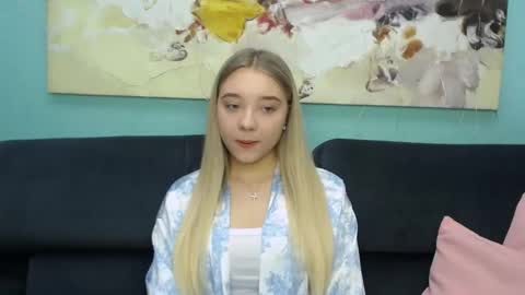 Snapshot of milanasii chatting on 02-21-26, 06:47 Milana online show from 02-21-26, 06:47