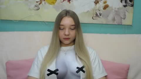 Snapshot of milanasii chatting on 04-05-26, 04:53 Milana online show from 04-05-26, 04:53