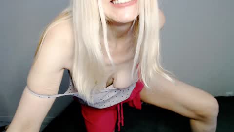 Milena online show from 02-07-25, 07:29