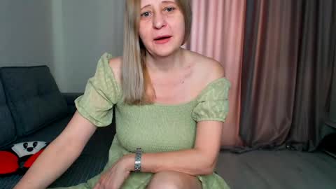 Milena online show from 03-02-26, 06:14