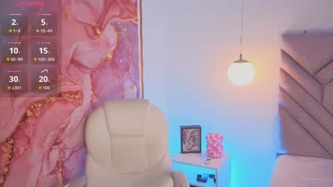 Snapshot of milancorleone chatting on 06-11-26, 11:30 Milan Corleone online show from 06-11-26, 11:30