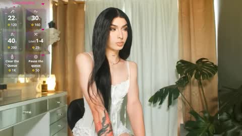 MILAN SANTANA online show from 10-27-25, 08:35