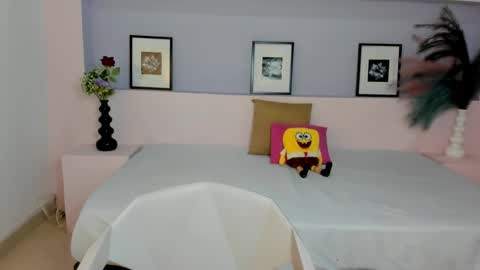 Mila Rose online show from 01-07-25, 11:48