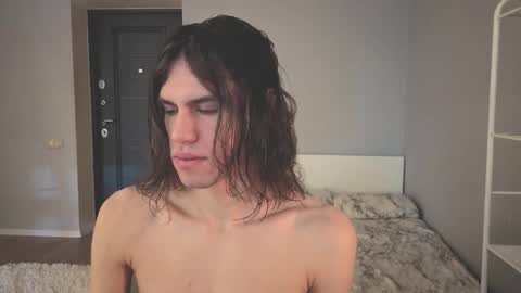 Mila online show from 03-19-26, 10:52