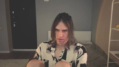 Snapshot of milaslovv chatting on 05-05-26, 12:13 Mila online show from 05-05-26, 12:13
