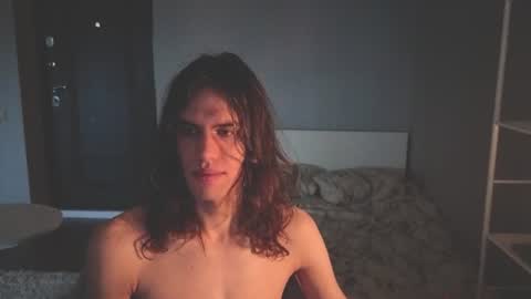 Snapshot of milaslovv chatting on 06-24-26, 01:54 Mila online show from 06-24-26, 01:54