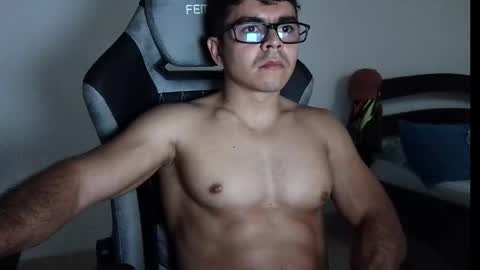 milcaritas3 online show from 04-15-26, 07:58