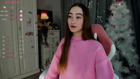 Mia online show from 12-17-25, 09:37