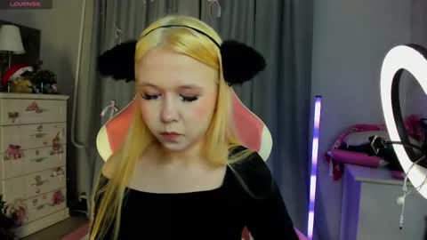 Mia online show from 02-09-26, 03:43