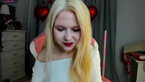 Mia online show from 02-15-26, 04:20