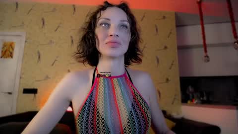 Milena Hardy online show from 01-28-25, 04:50