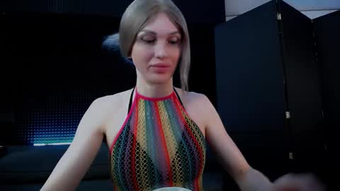 Milena Hardy online show from 10-18-25, 04:15