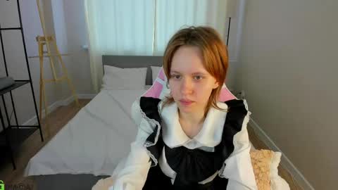 Milena online show from 04-19-26, 01:38