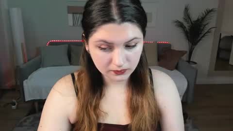 milenafiery online show from 06-25-26, 07:40