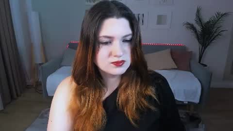 milenafiery online show from 07-13-26, 11:02