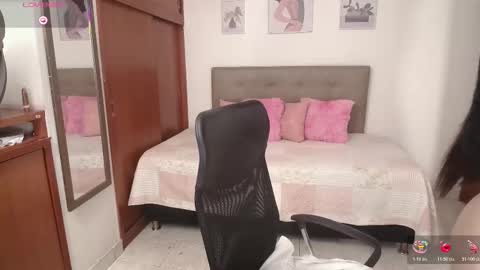 Miley online show from 12-17-25, 02:12