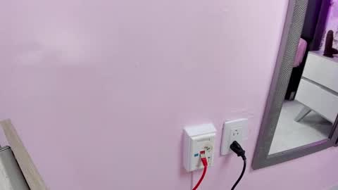 MILEY  online show from 02-11-25, 09:25