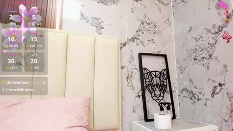 Snapshot of mileyjoas chatting on 12-13-25, 07:53 MILEY online show from 12-13-25, 07:53