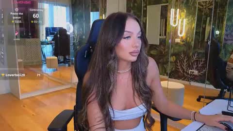 Miley Sin online show from 12-19-25, 01:40