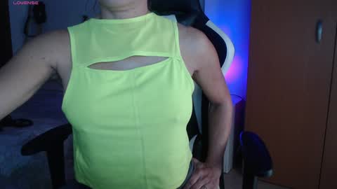 Ines online show from 12-19-24, 08:56