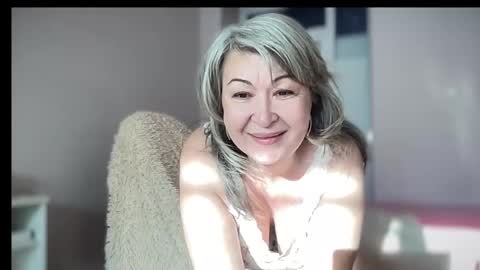 Charlotte online show from 01-12-26, 03:45