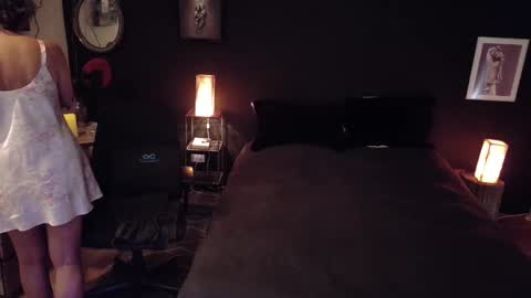 Fabiola online show from 03-22-26, 07:06