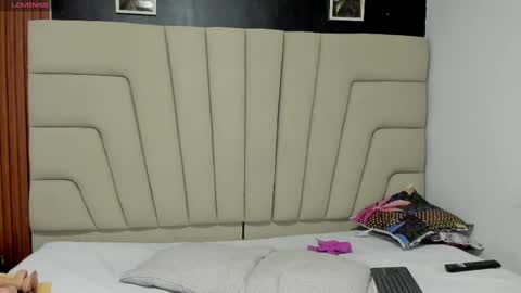 Snapshot of milf_meli chatting on 03-11-25, 10:20 milf_meli online show from 03-11-25, 10:20