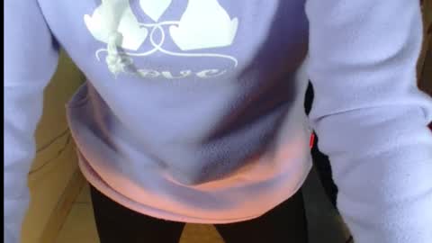 Valeria online show from 10-29-25, 02:41