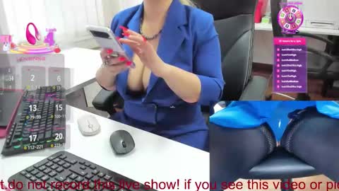 Viktoria online show from 11-27-25, 09:44