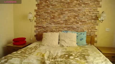Snapshot of milfaolla chatting on 05-16-26, 03:03 Elen online show from 05-16-26, 03:03