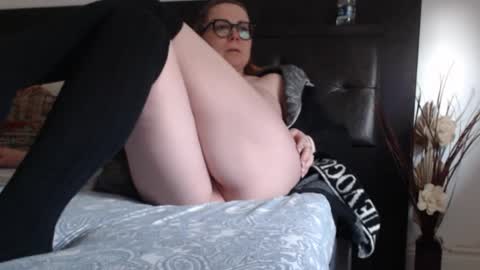 Snapshot of milfbiglips38 chatting on 02-25-25, 08:47 milfa online show from 02-25-25, 08:47