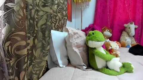 Snapshot of milfboobs_10 chatting on 10-01-25, 08:59 Nakary Bustamante online show from 10-01-25, 08:59