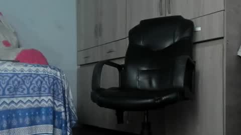 Snapshot of milff_danielaa chatting on 02-11-25, 02:46 Daniela online show from 02-11-25, 02:46