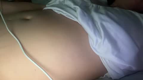 Snapshot of milfgoddesss chatting on 05-11-26, 04:04 MilfGoddessS online show from 05-11-26, 04:04