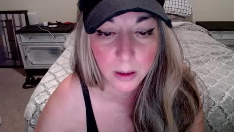MILF Monee online show from 12-27-24, 12:39