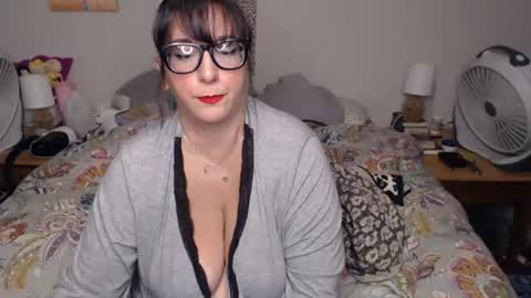 Snapshot of milfmonee chatting on 07-19-26, 12:03 MILF Monee online show from 07-19-26, 12:03