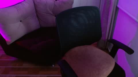 Rosalie  online show from 09-11-25, 11:16