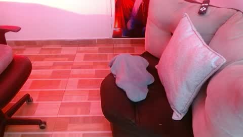 Rosalie  online show from 12-15-25, 09:46