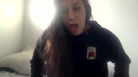 Snapshot of milfsfreaky69 chatting on 01-06-25, 06:31 BabygirlsFreaky online show from 01-06-25, 06:31
