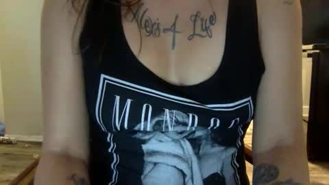 Snapshot of milfsfreaky69 chatting on 10-19-25, 03:34 BabygirlsFreaky online show from 10-19-25, 03:34
