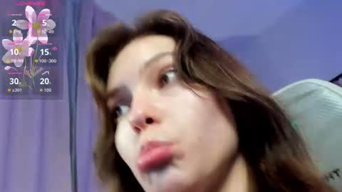 Snapshot of mili_joy chatting on 06-10-26, 05:45 Mili Jay online show from 06-10-26, 05:45