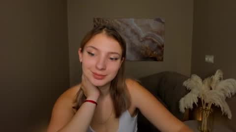 milinafox online show from 09-22-25, 01:18