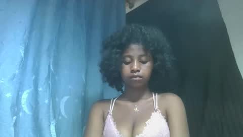 Snapshot of milinasy chatting on 03-26-26, 12:22 milinasy online show from 03-26-26, 12:22