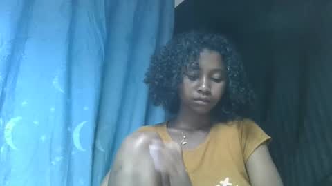 Snapshot of milinasy chatting on 03-27-26, 01:22 milinasy online show from 03-27-26, 01:22