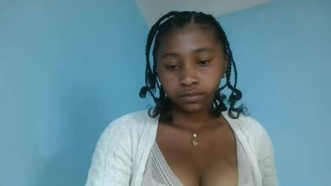 Snapshot of milinasy chatting on 07-10-26, 06:21 milinasy online show from 07-10-26, 06:21