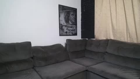 milioncouple online show from 04-19-26, 08:22