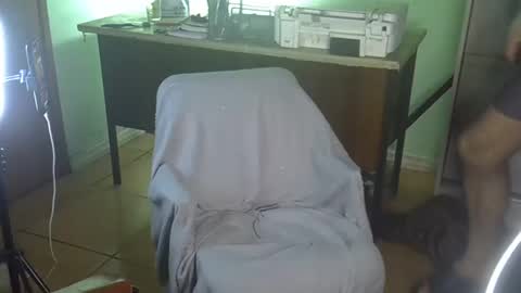 Snapshot of militaryx chatting on 11-13-25, 01:04 militaryx online show from 11-13-25, 01:04