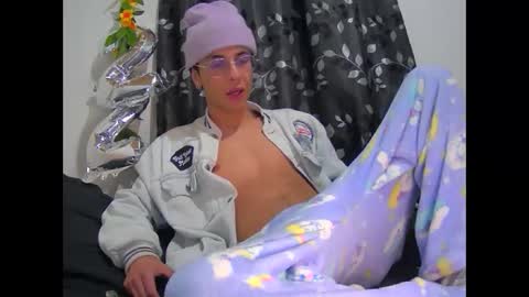 militoveruss2 online show from 03-27-26, 08:48