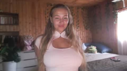 milk_bunny_ online show from 07-02-26, 11:16