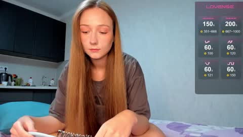 Snapshot of milkaeliza1 chatting on 10-11-25, 08:40 MilkaLiza online show from 10-11-25, 08:40